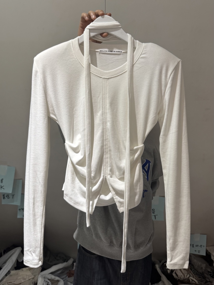 BELITA-L東大門㊣代購女裝新款25秋冬熱賣長袖T恤含脖帶圍巾BELITA-L長袖T恤