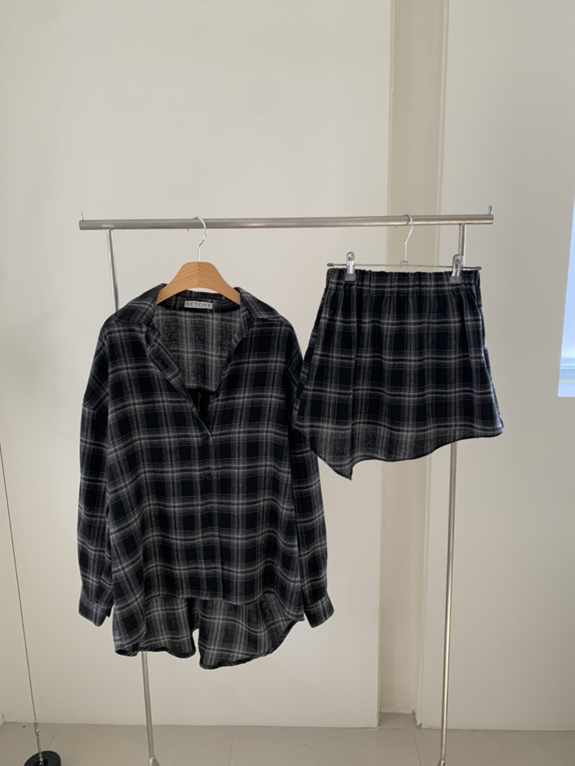 BETONE東大門㊣代購女裝新款25秋冬時尚職業襯衫蕾絲衫不含裙BETONE襯衫/蕾絲衫圖色2