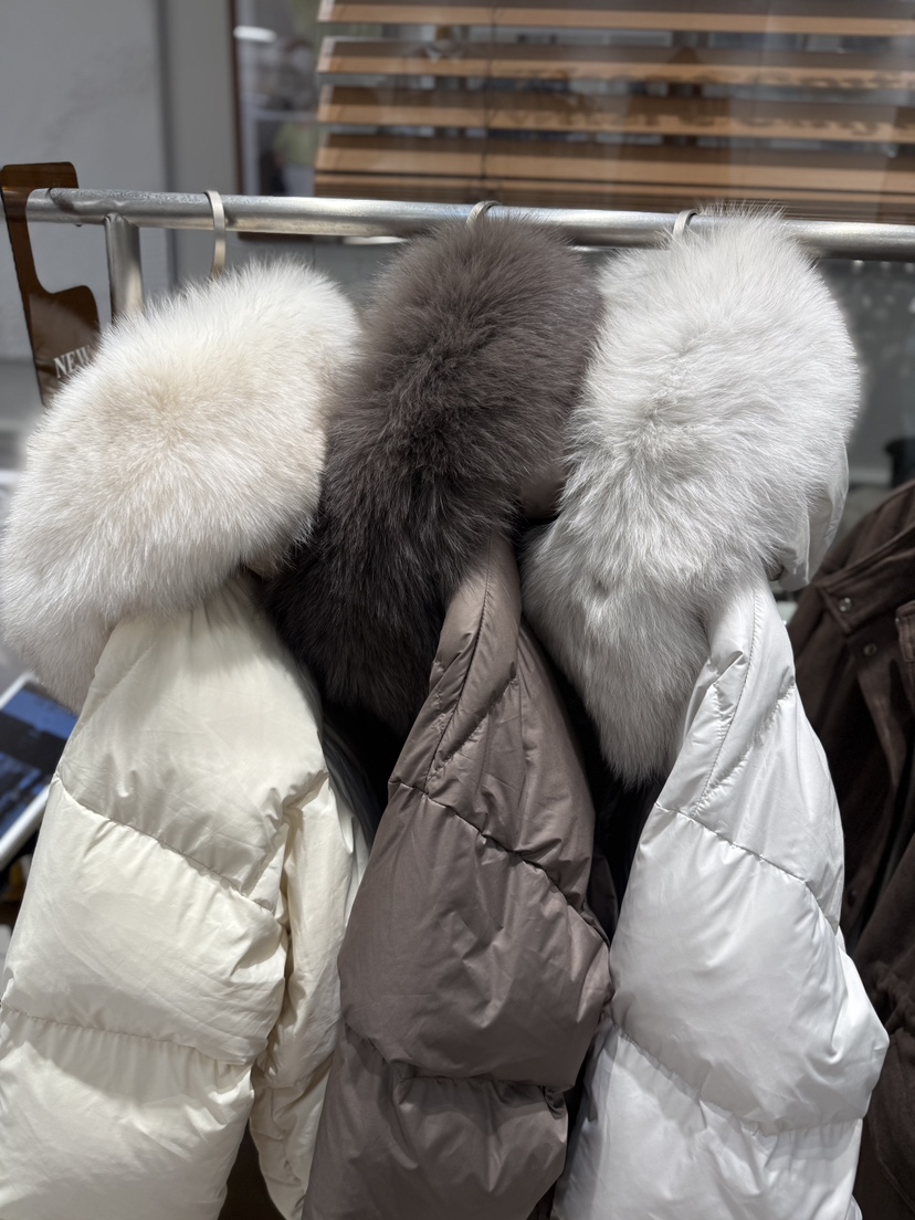 DE GO YOU韓國代購㊣女裝新品休閑熱賣真品短款羽絨服狐貍DE GO YOU短款羽絨服