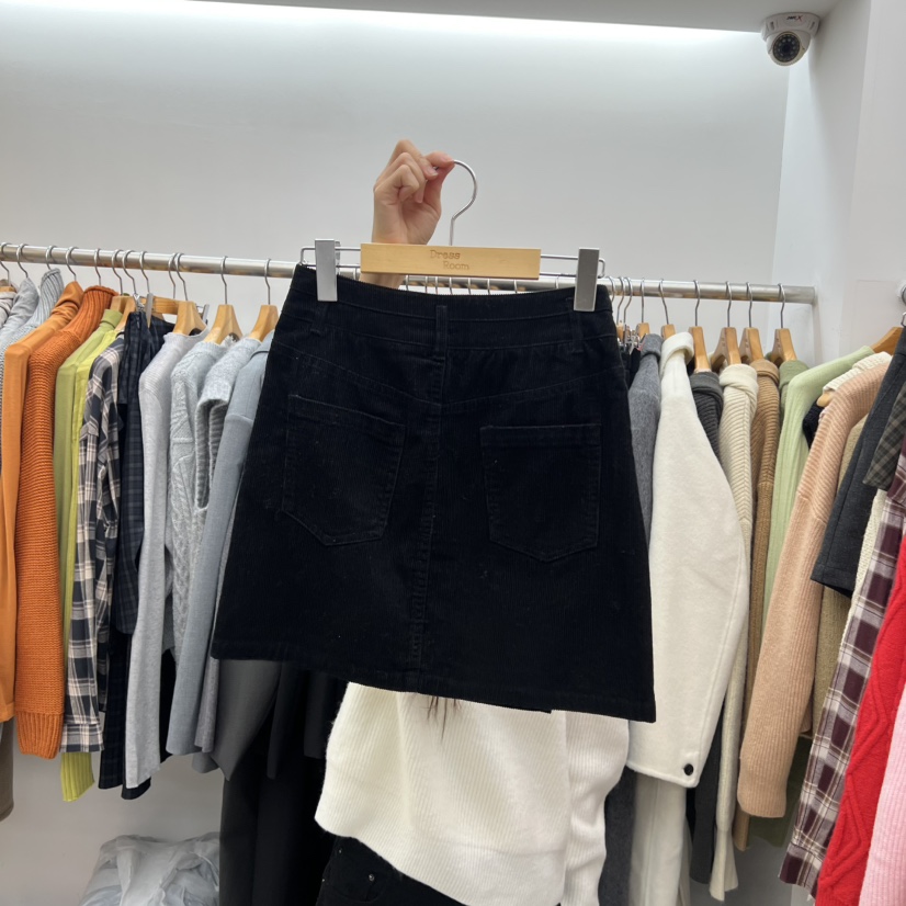 DRESS ROOM韓國直郵㊣女士新款休閑職業人氣短裙燈芯絨開衩DRESS ROOM短裙