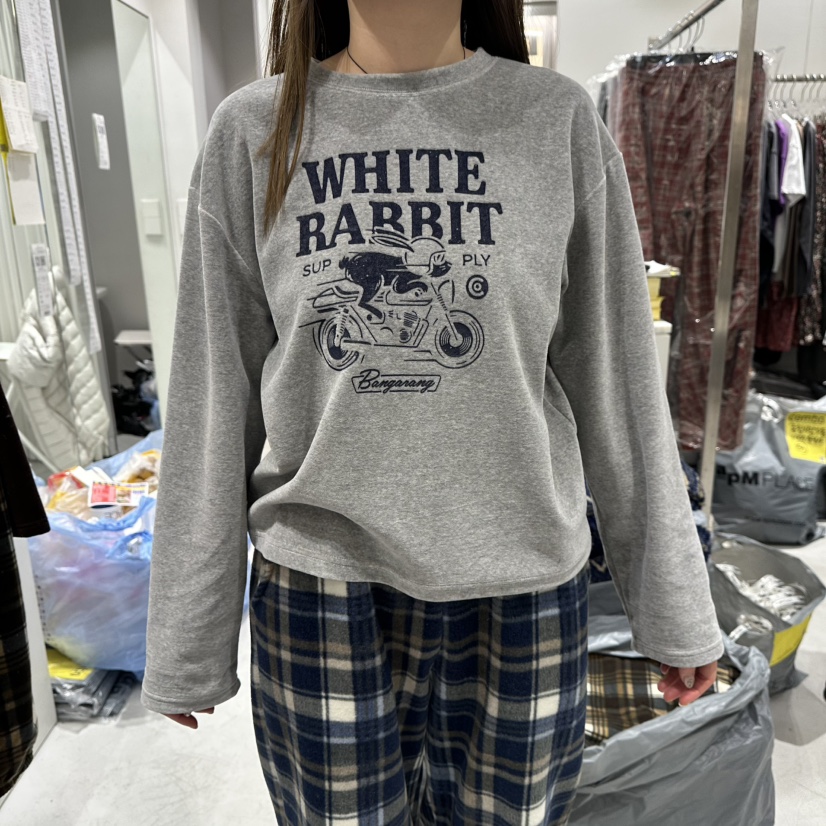 COMBO東大門㊣代購女士新款時尚休閑熱賣人氣25秋冬長袖T恤COM_BO長袖T恤