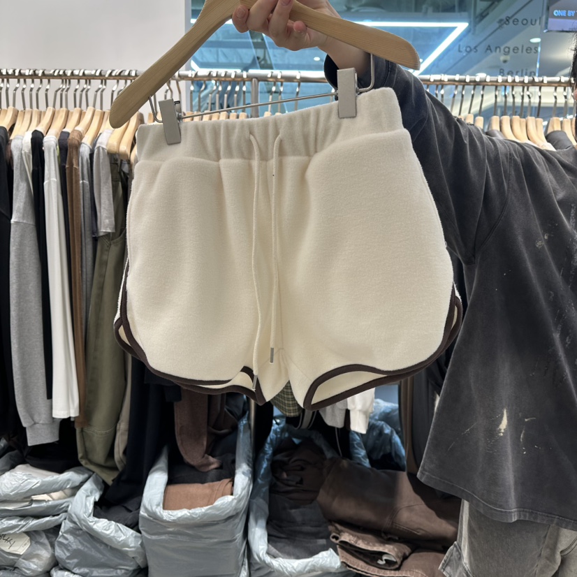 HONG.U韓國代購㊣女裝新款推薦人氣休閑25秋冬熱賣短褲羊毛HONG.U短褲