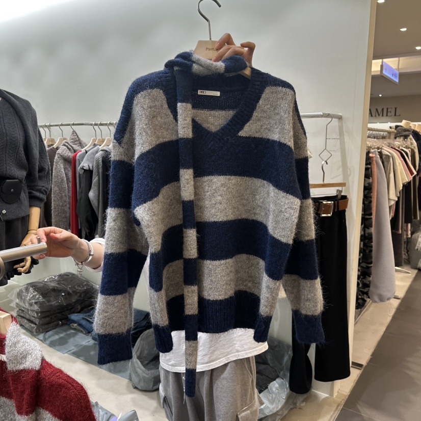 PART3韓國直郵㊣女裝新品人氣職業時尚25秋冬熱賣毛衣含脖帶Part.3毛衣