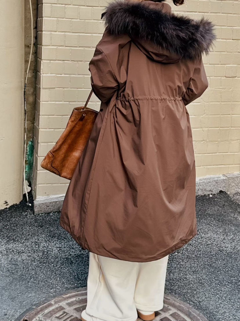 BUTTER-P東大門㊣代購女士新款推薦人氣長款羽絨服浣熊鴨絨BUTTER-P長款羽絨服