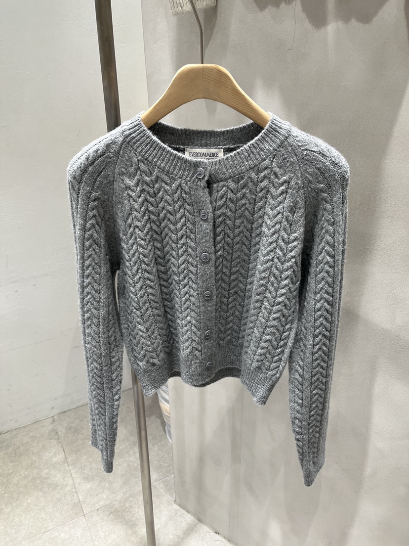 EVERCOMMERCE METICULOUSLY DESIGNED東大門㊣直郵女裝新品職業針織衫EVERCOMMERCE針織衫圖色3