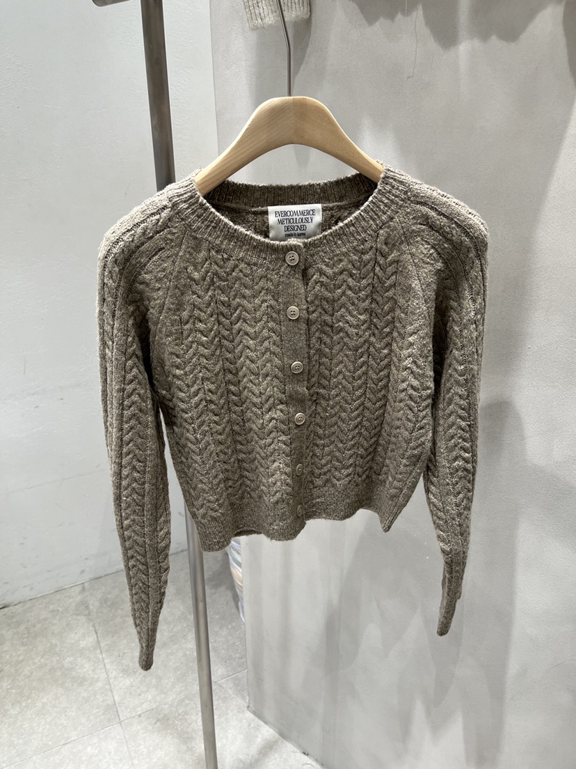 EVERCOMMERCE METICULOUSLY DESIGNED東大門㊣直郵女裝新品職業針織衫EVERCOMMERCE針織衫圖色4