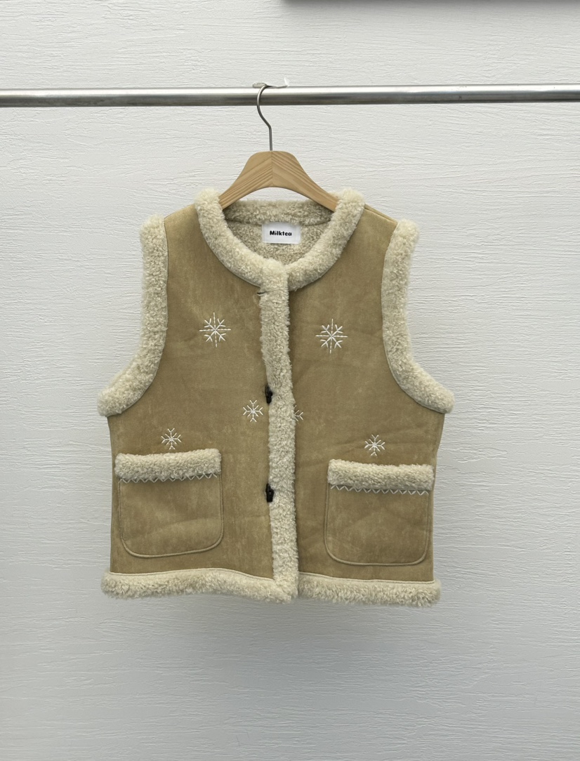 MILK TEA韓國代購㊣女裝新品熱賣休閑人氣推薦時尚真品馬甲MILK TEA馬甲圖色1