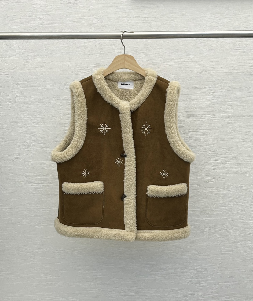 MILK TEA韓國代購㊣女裝新品熱賣休閑人氣推薦時尚真品馬甲MILK TEA馬甲圖色2