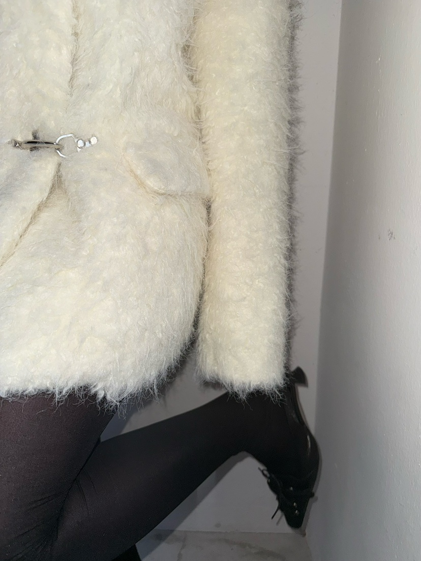 AWESOMESAUCE東大門㊣實拍女裝新品真品職業休閑時尚短款大衣AWESOME SAUCE短款大衣