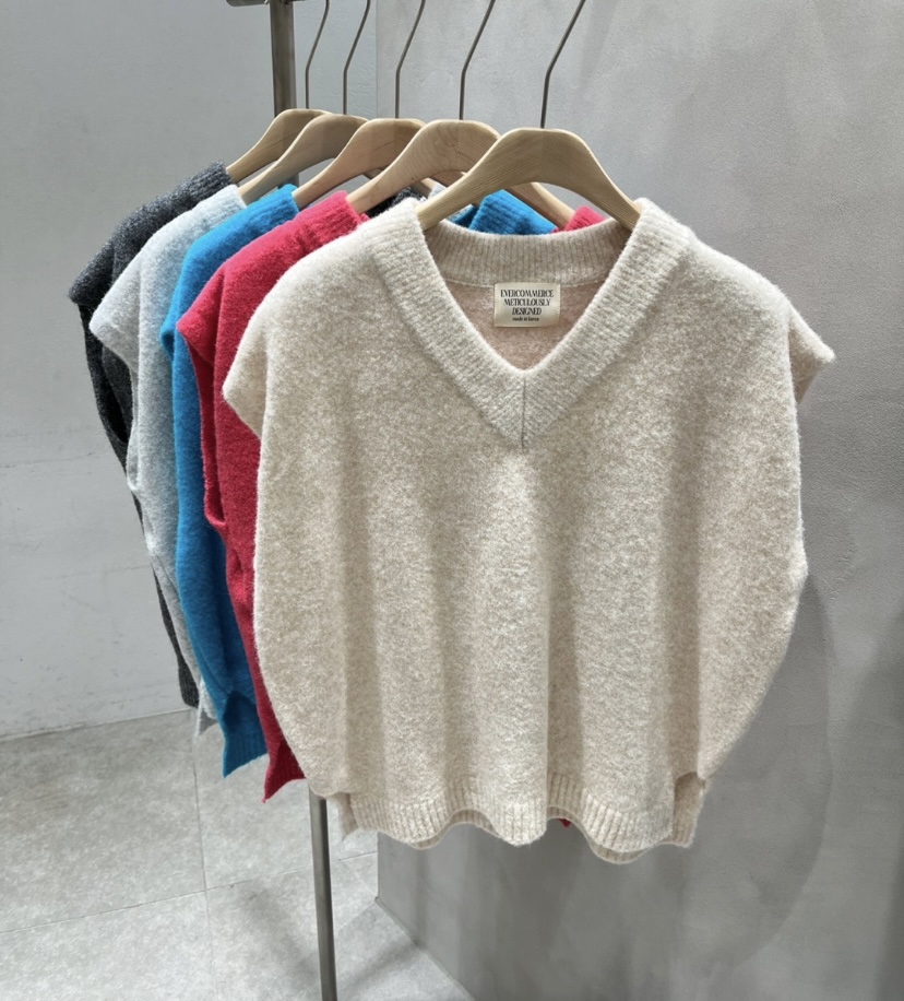 EVERCOMMERCE METICULOUSLY DESIGNED韓國代購㊣女士新款熱賣吊帶背心EVERCOMMERCE吊帶/背心