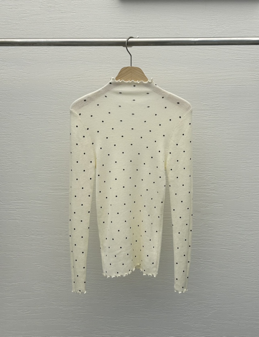 MILK TEA東大門㊣實拍女裝新品時尚職業熱賣人氣推薦長袖T恤MILK TEA長袖T恤