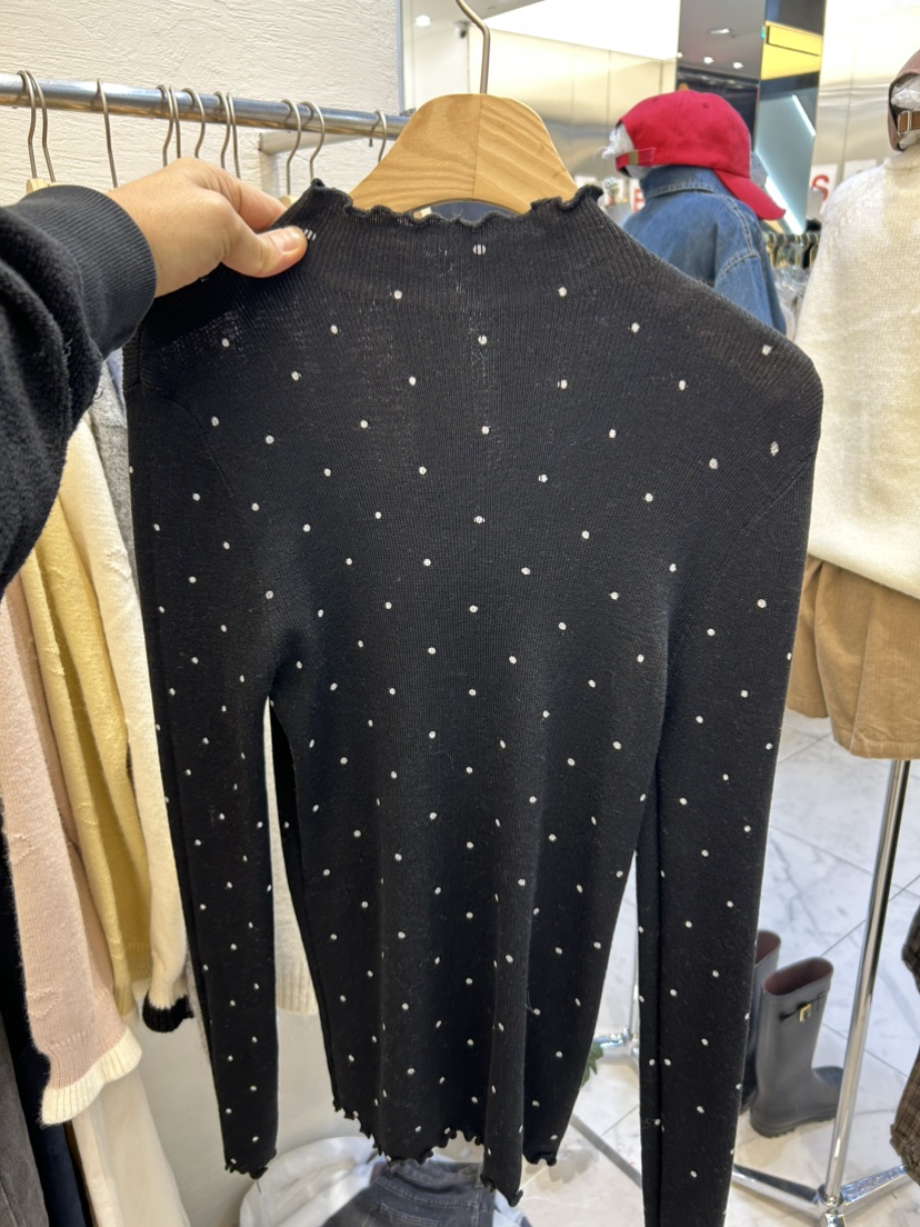 MILK TEA東大門㊣實拍女裝新品時尚職業熱賣人氣推薦長袖T恤MILK TEA長袖T恤圖色3