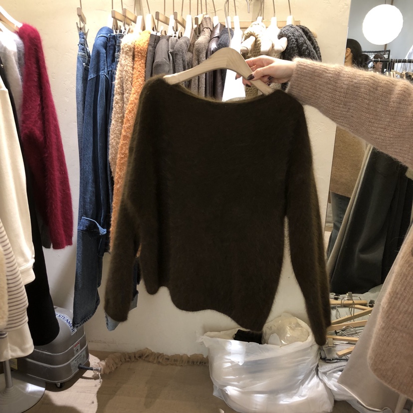 W AND J韓國代購㊣女裝新品時尚職業推薦人氣真品針織衫船領W AND J針織衫