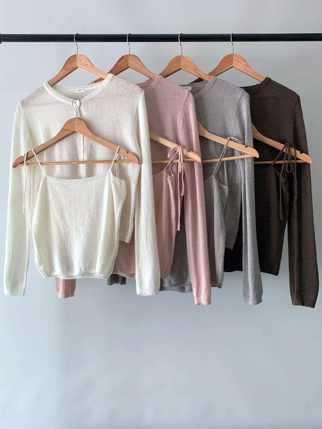 IVORY韓國直郵㊣女裝新品熱賣時尚職業休閑25秋冬人氣吊帶背心IVORY吊帶/背心