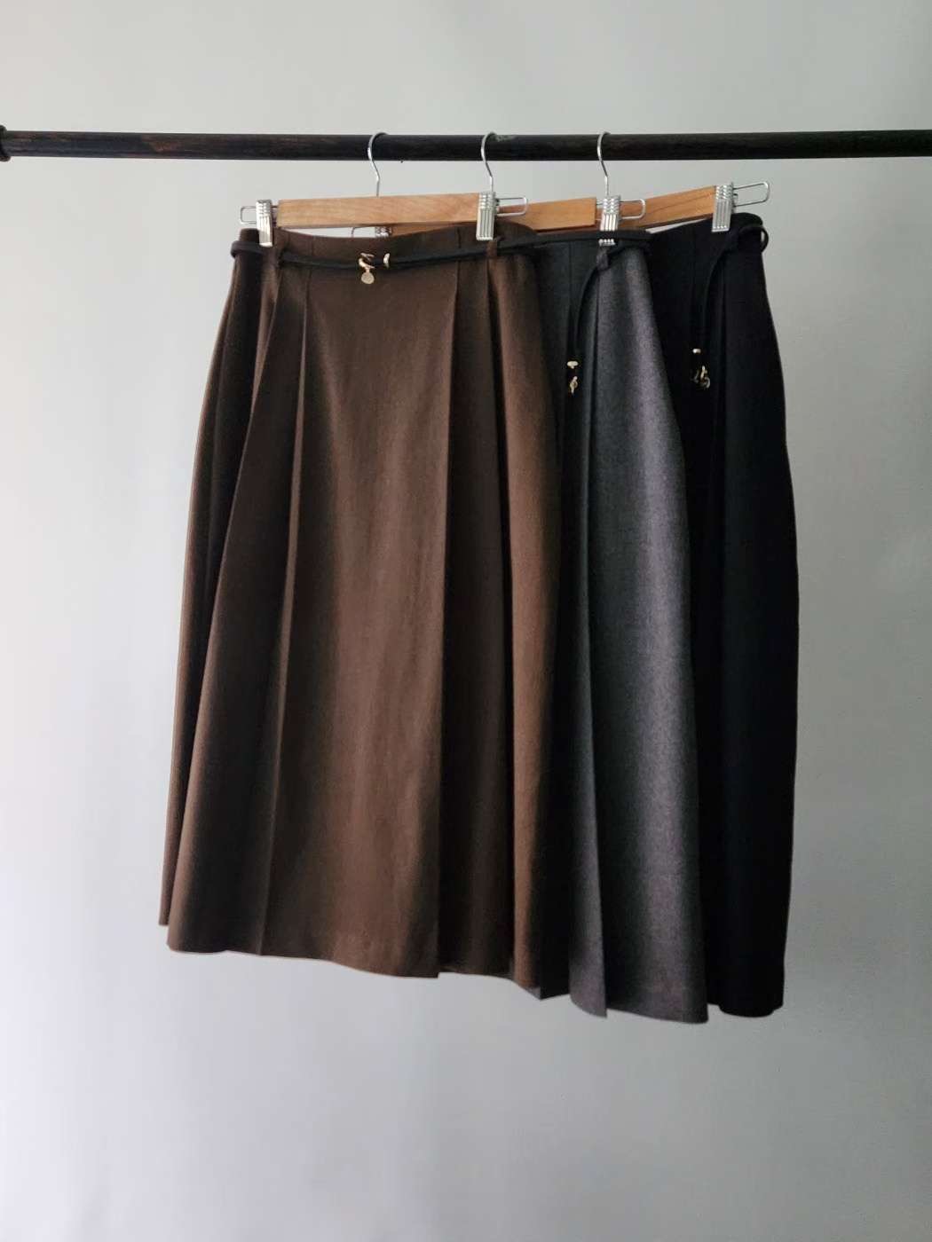 IVORY東大門㊣代購女士新款熱賣職業真品25秋冬長裙不含腰帶IVORY長裙圖色2左二色