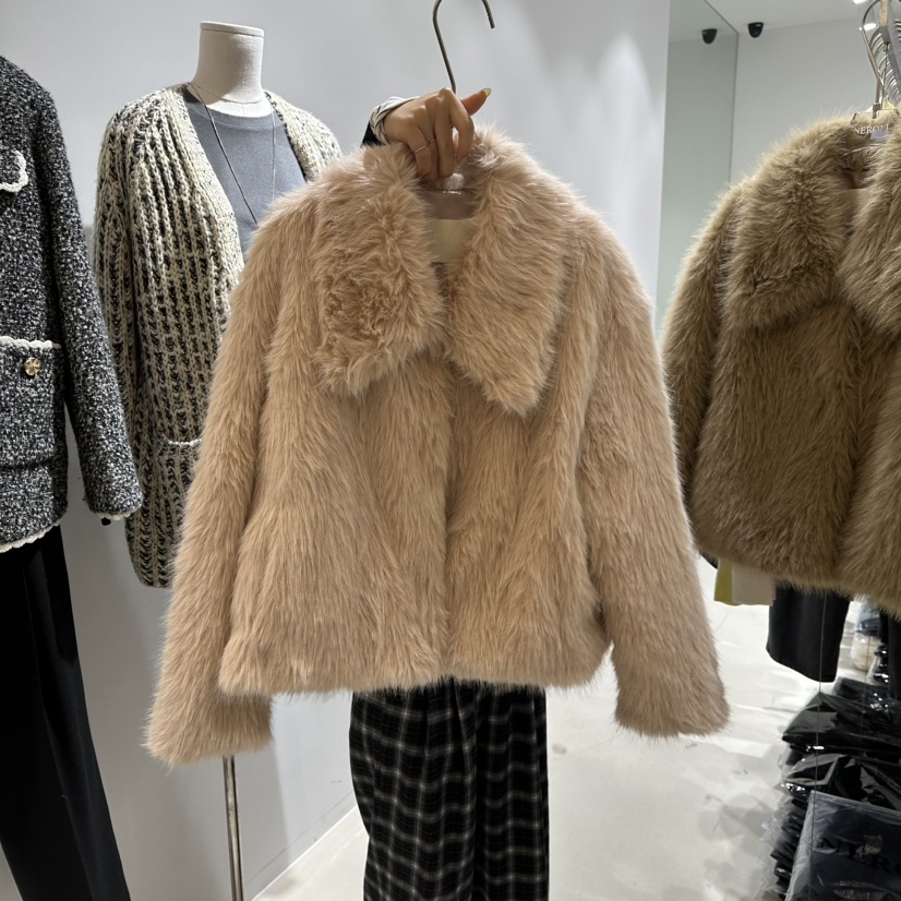 NEROLI 36韓國代購㊣女裝新款推薦休閑25秋冬短款大衣皮草NEROLI 36短款大衣