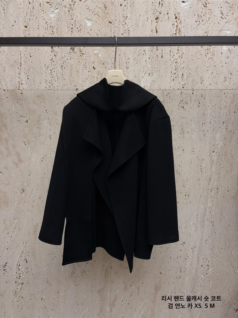 BLOSSOM東大門㊣實拍女裝新品真品短款大衣含圍巾手工羊毛羊絨BLOSSOM短款大衣圖色2