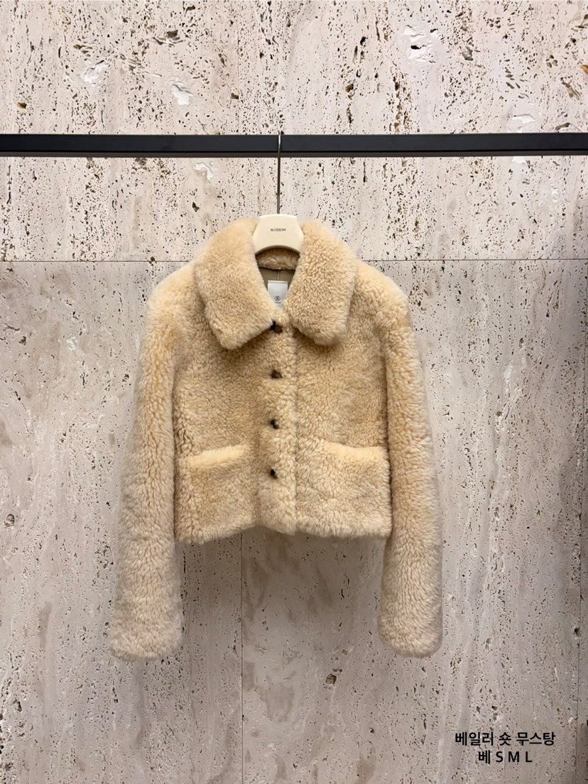 BLOSSOM韓國代購㊣女士新款推薦休閑熱賣25秋冬人氣短款大衣BLOSSOM短款大衣圖色1