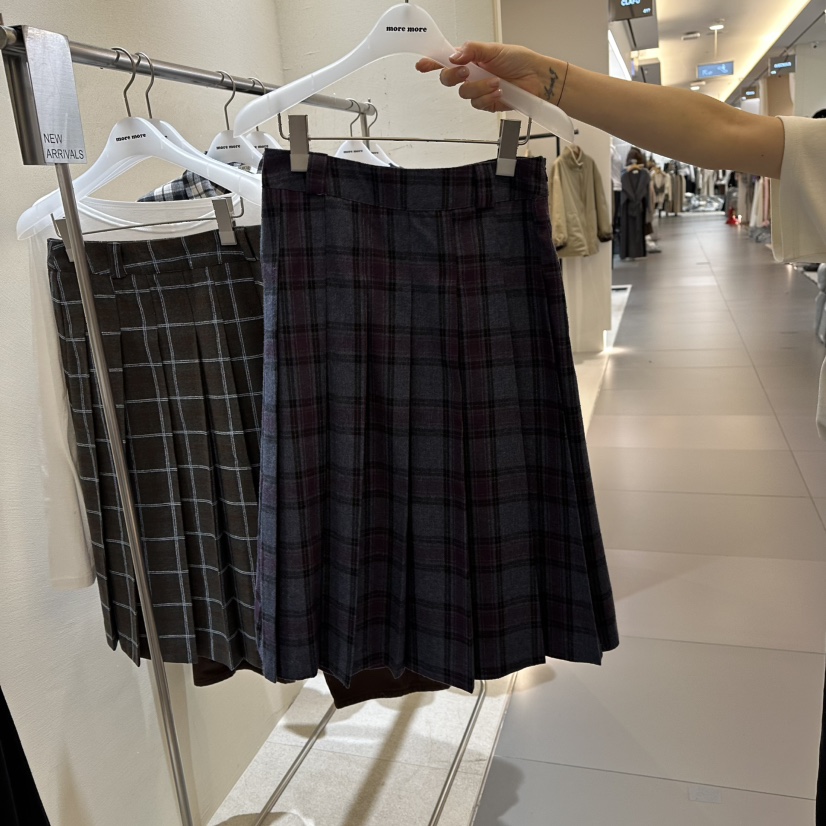 MOREMORE東大門㊣實拍女士新品推薦職業25秋冬半身裙中短裙格紋more more半身裙/中短裙圖色2