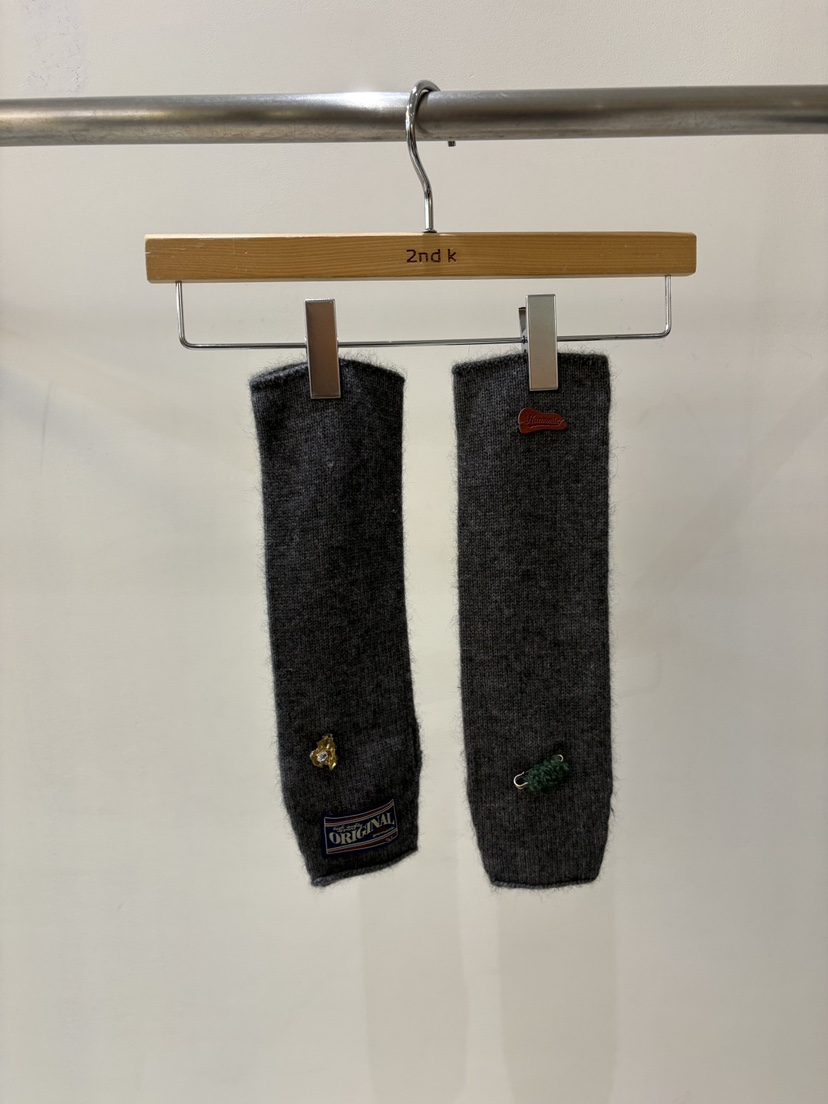 2ND K東大門㊣代購女士新款人氣25秋冬真品休閑推薦時尚手套2ND K手套圖色3墨色