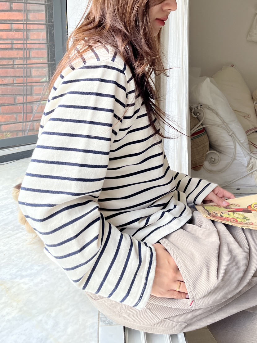 AT NOTE東大門㊣直郵女裝新品人氣真品25秋冬長袖T恤口袋刺繡AT NOTE長袖T恤