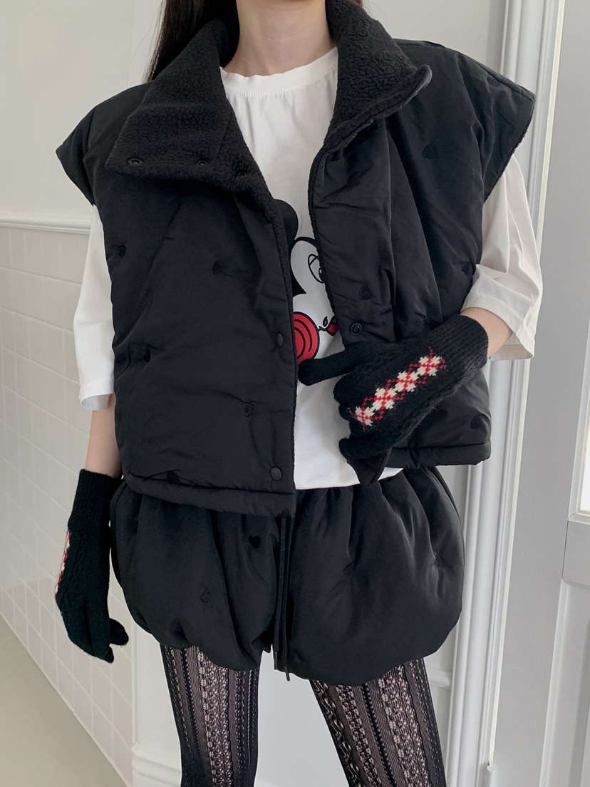 JKICHI東大門㊣代購女裝新品推薦25秋冬時尚職業馬甲心形絎縫JKICHI馬甲圖色2