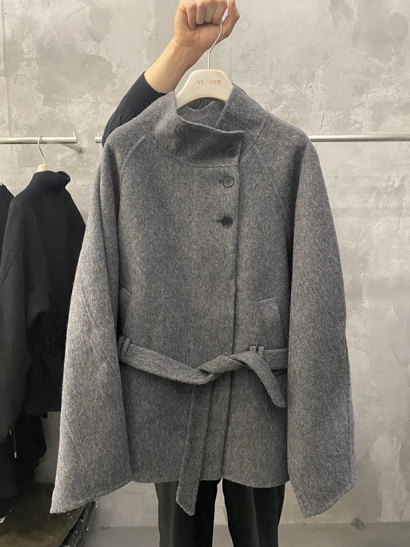 THE VETIVER-A東大門㊣直郵女裝新品職業時尚短款大衣含腰帶VETIVER短款大衣