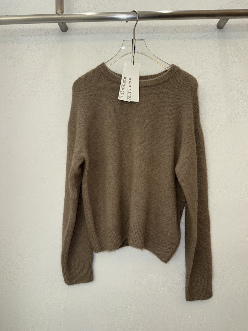 MOST OF ALL U東大門㊣代購女裝新品職業熱賣針織衫浣熊MOST OF ALL U針織衫