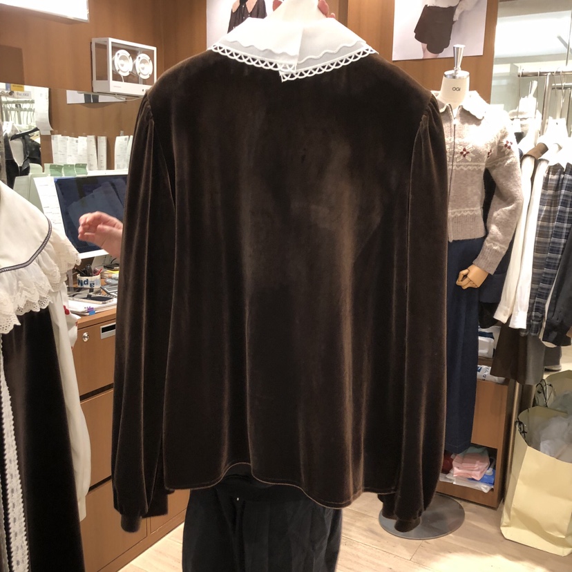 OGI韓國直郵㊣女士新品熱賣25秋冬時尚職業推薦人氣襯衫蕾絲衫FLat OGI襯衫/蕾絲衫