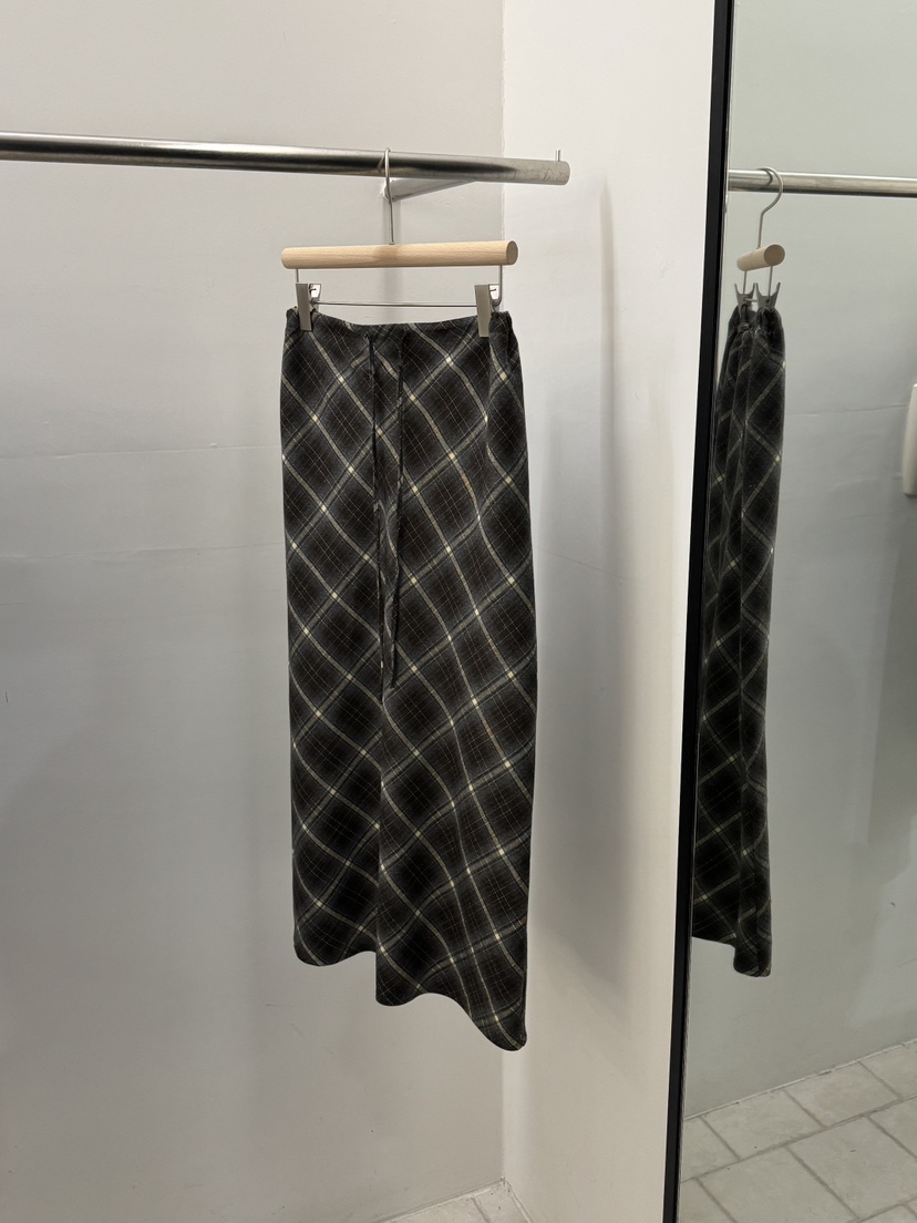 REGULARLY/PLACOR東大門㊣實拍女裝新品熱賣人氣25秋冬長裙REGULARLY/PLACOR長裙圖色2