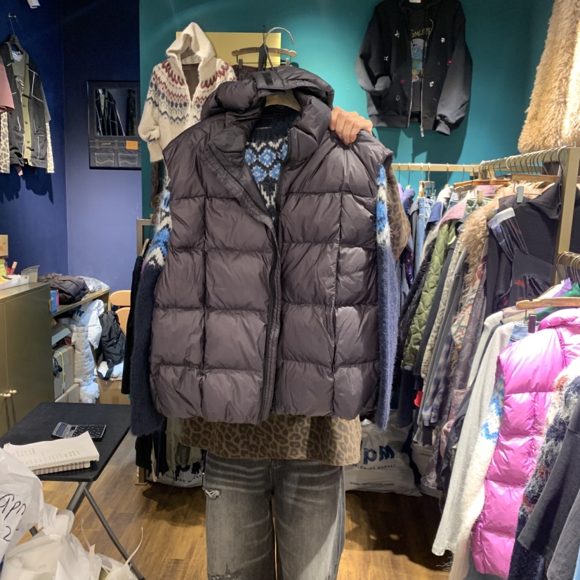 MERCI LINDA東大門㊣實拍女裝新品熱賣馬甲不含內搭連帽絨鴨MERCI LINDA馬甲圖色2