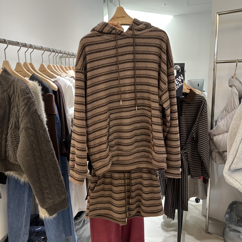 RENDER東大門㊣實拍女士新品推薦真品時尚人氣職業休閑衛衣RENDER衛衣