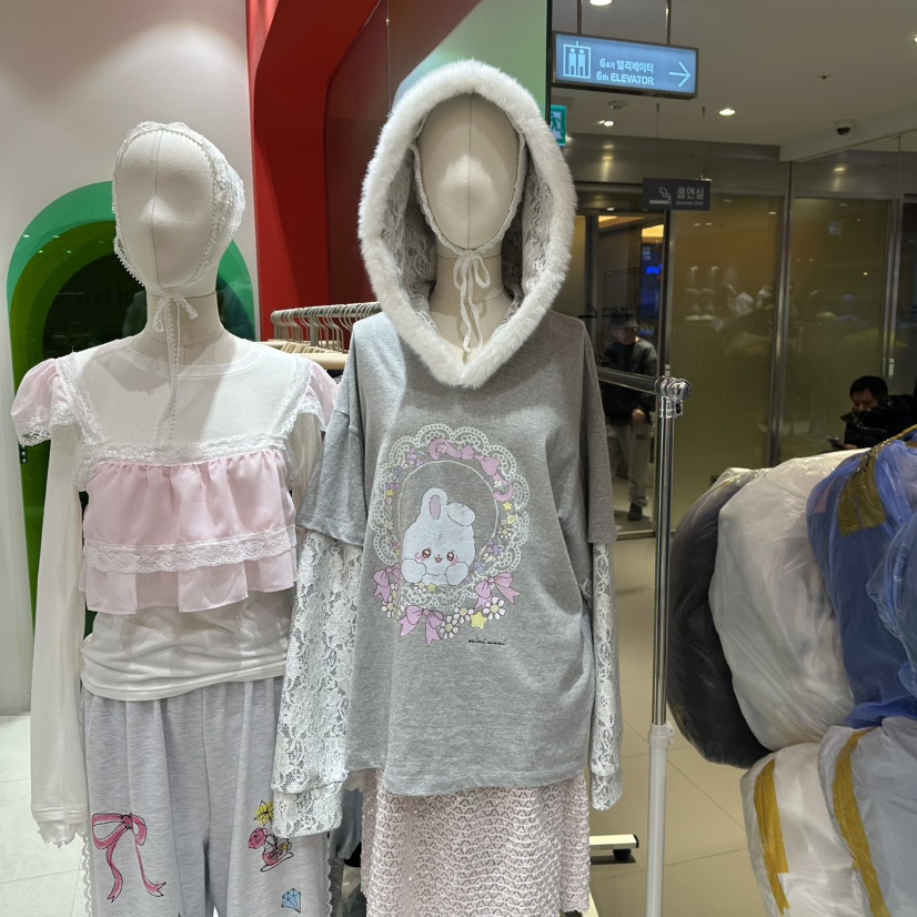 MINI UNNI東大門㊣代購女士新款人氣熱賣休閑職業推薦衛衣MINI UNNI衛衣圖色2