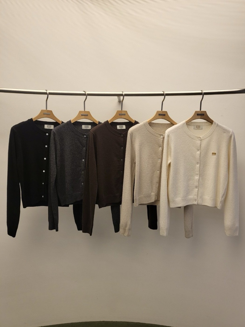 WIDA-P東大門㊣直郵女裝新品時尚真品熱賣職業25秋冬針織衫WIDA/RENEJ針織衫