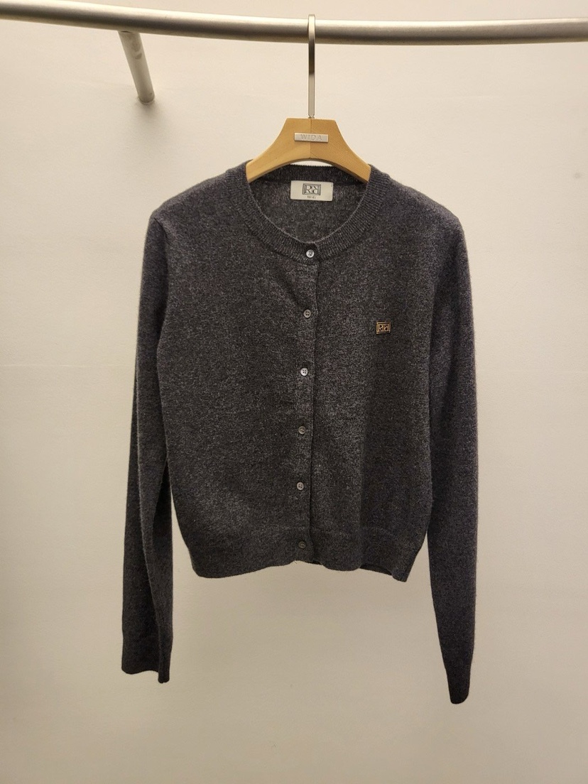 WIDA-P東大門㊣直郵女裝新品時尚真品熱賣職業25秋冬針織衫WIDA/RENEJ針織衫圖色4墨色