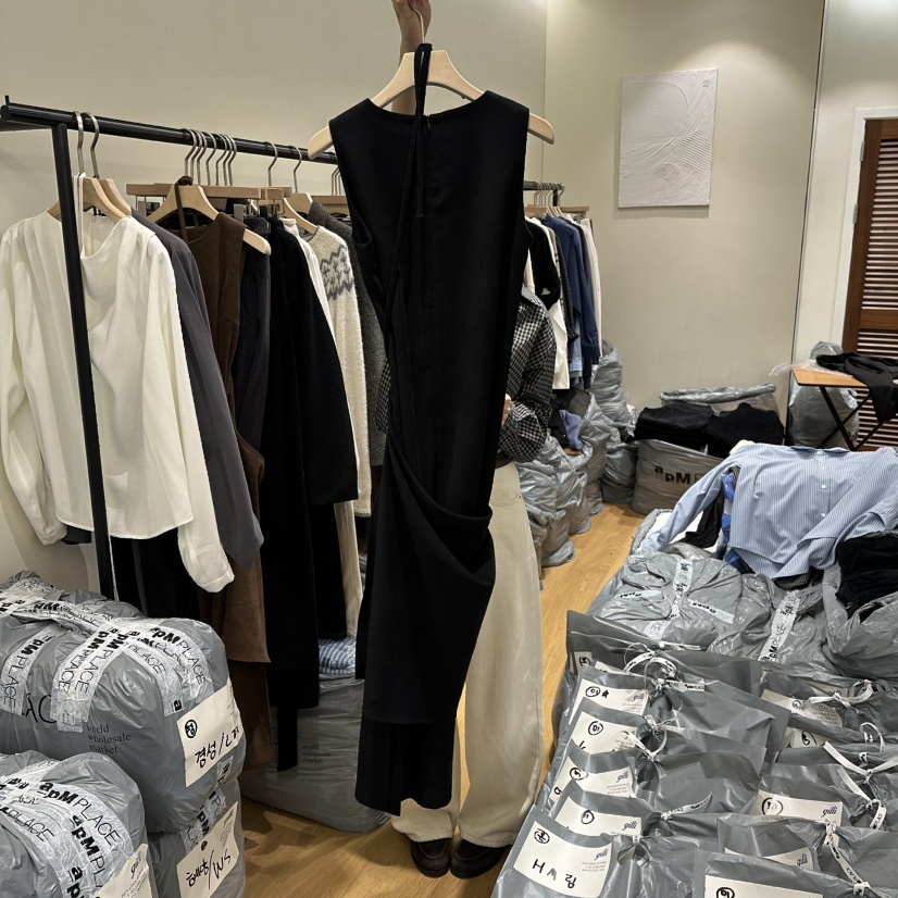 GILLI東大門㊣直郵女士新款職業真品休閑推薦25秋冬連衣裙天鵝絨GILLI連衣裙