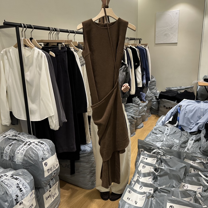 GILLI東大門㊣直郵女士新款職業真品休閑推薦25秋冬連衣裙天鵝絨GILLI連衣裙