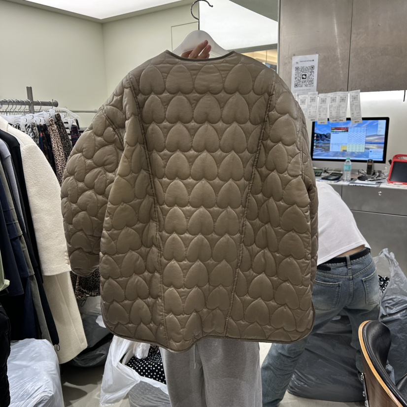 BENE東大門㊣直郵女裝新品人氣時尚熱賣25秋冬推薦短款棉服BENE短款棉服