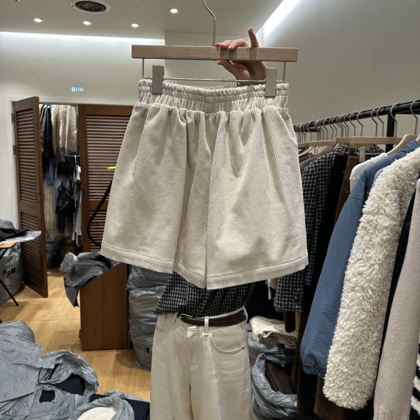 GILLI韓國直郵㊣女裝新品推薦25秋冬時尚人氣休閑職業熱賣短褲GILLI短褲