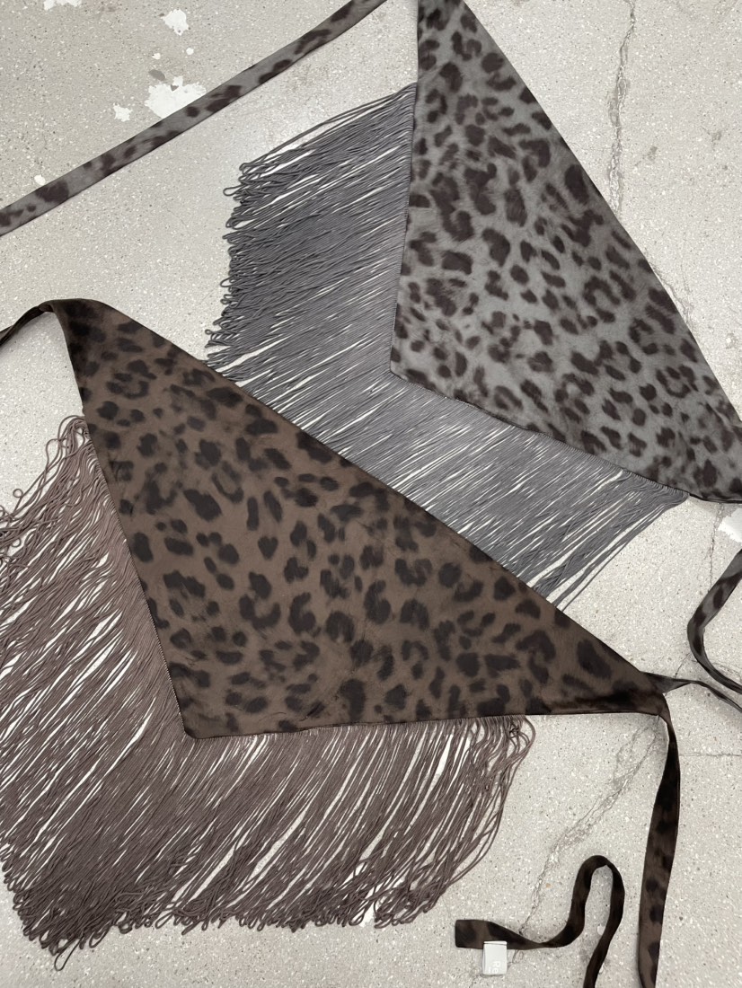 REIZ韓國直郵㊣女裝新品25秋冬推薦休閑時尚職業人氣圍巾披肩REIZ圍巾/披肩