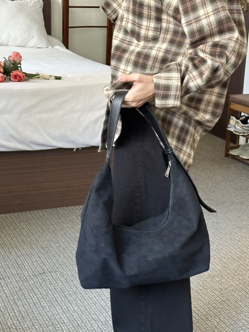 EOMPIT東大門㊣直郵女裝新品時尚休閑人氣推薦熱賣單肩斜跨包EOMPIT單肩/斜跨包