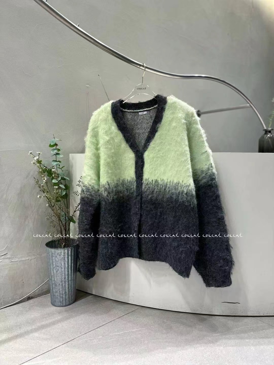 COZCAT-코즈켓-T東大門㊣實拍女士新品人氣時尚針織衫開衫COZCAT針織衫