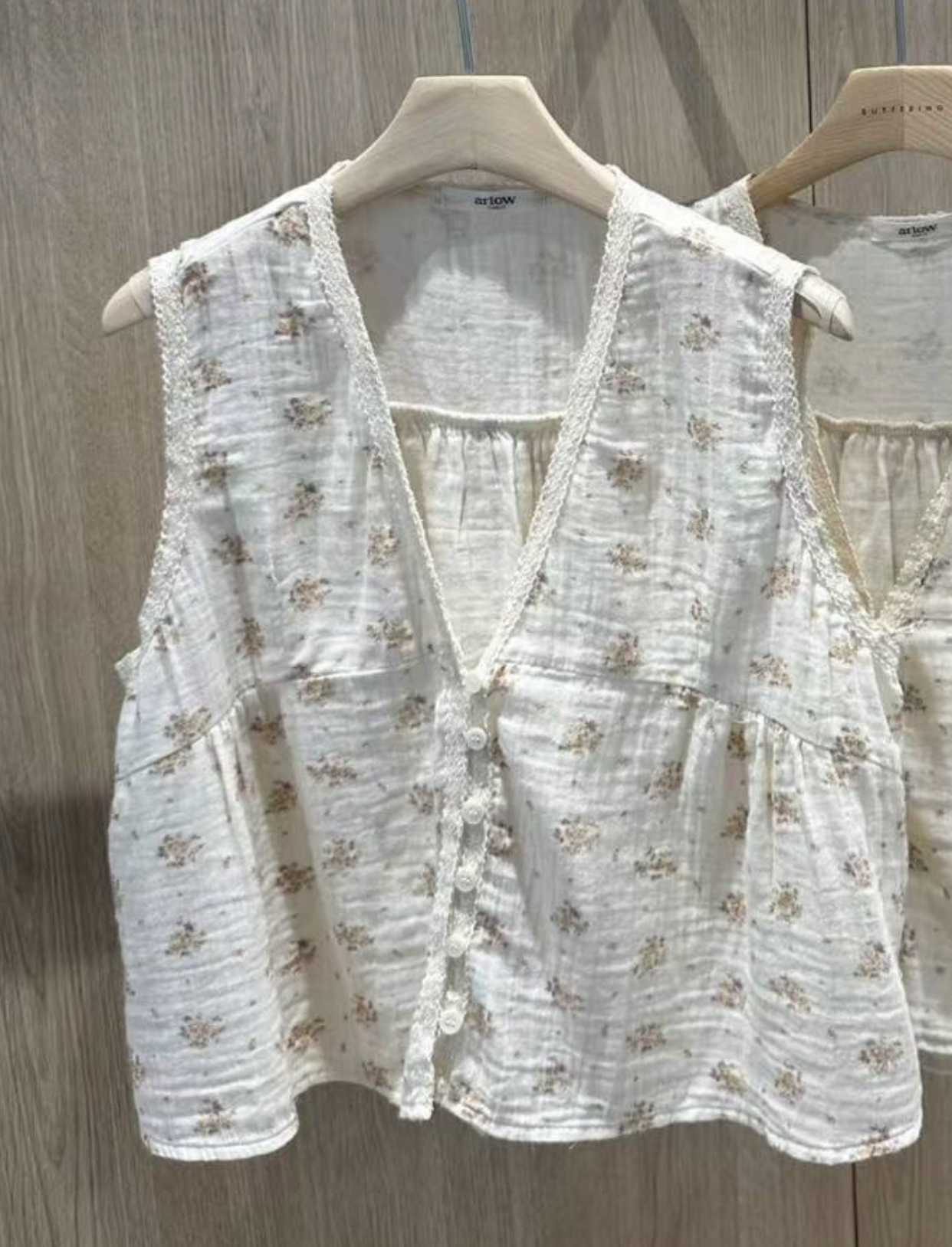 ARLOW東大門㊣實拍女士新款熱賣真品休閑職業時尚推薦吊帶背心ARLOW吊帶/背心