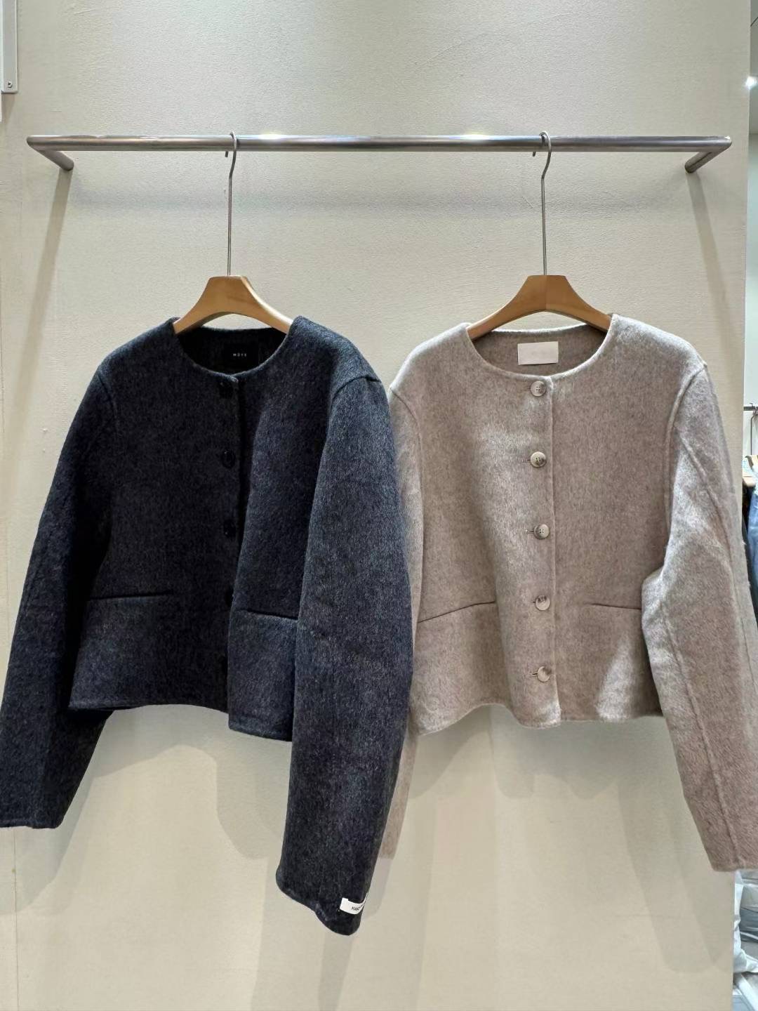 MUTE東大門㊣直郵女裝新品推薦熱賣人氣真品25秋冬夾克羊毛圓領MUTE夾克