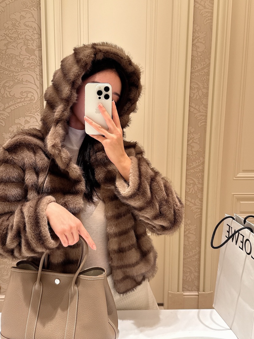 LAVIEU東大門㊣代購女裝新款時尚職業真品25秋冬短款大衣毛絨LAVIEU短款大衣