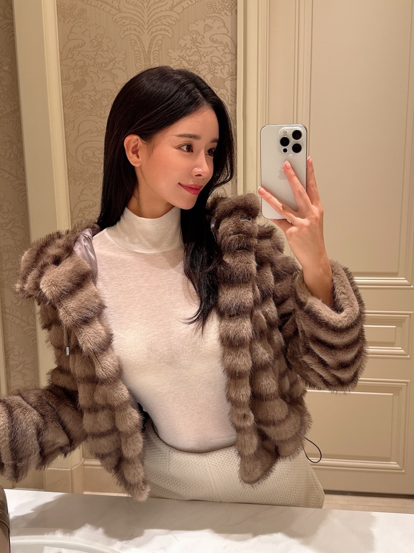 LAVIEU東大門㊣代購女裝新款時尚職業真品25秋冬短款大衣毛絨LAVIEU短款大衣