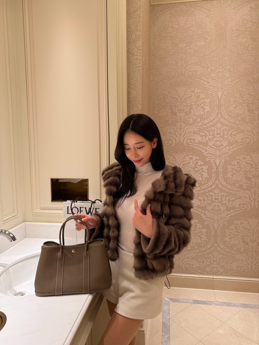 LAVIEU東大門㊣代購女裝新款時尚職業真品25秋冬短款大衣毛絨LAVIEU短款大衣