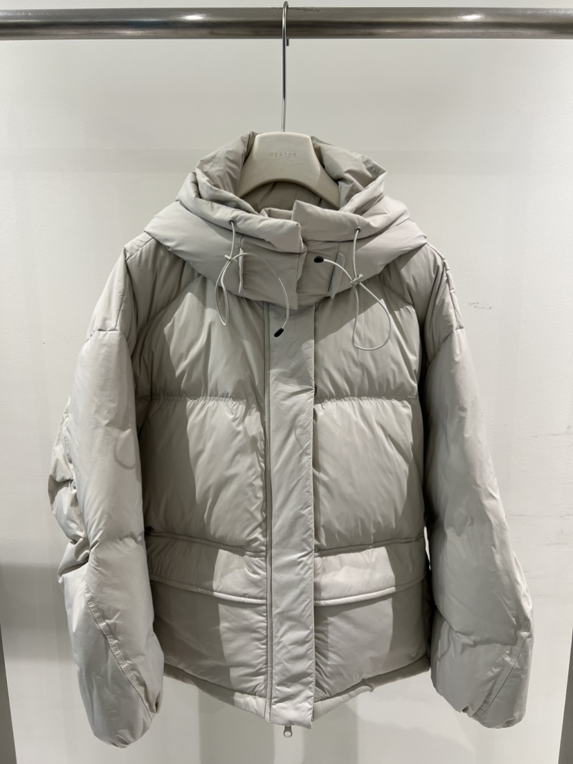 MENTOR東大門㊣代購女士新品25秋冬職業短款羽絨服帽子可拆卸MENTOR短款羽絨服