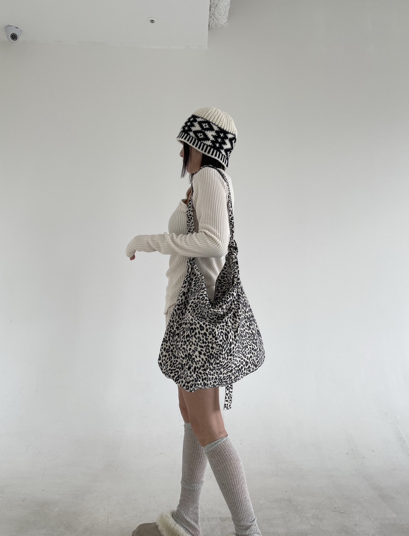 REIZ韓國代購㊣女裝新品職業休閑真品熱賣推薦時尚單肩斜跨包REIZ單肩/斜跨包