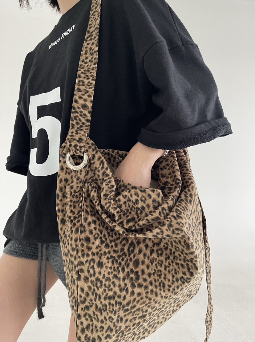 REIZ韓國代購㊣女裝新品職業休閑真品熱賣推薦時尚單肩斜跨包REIZ單肩/斜跨包